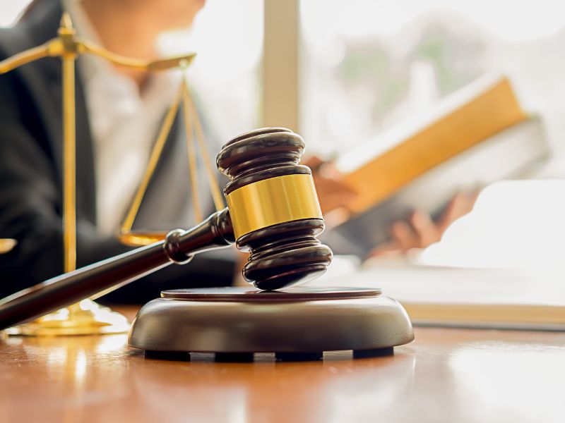the-nao-la-hop-dong-co-yeu-to-nuoc-ngoai-otis-lawyers (2).jpg