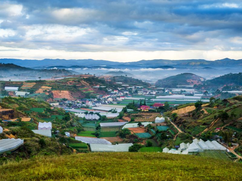 VINH PHUC ENHANCES EFFORTS TO ATTRACT SOUTH KOREAN ENTERPRISES AND INVESTORS - OTIS LAWYERS